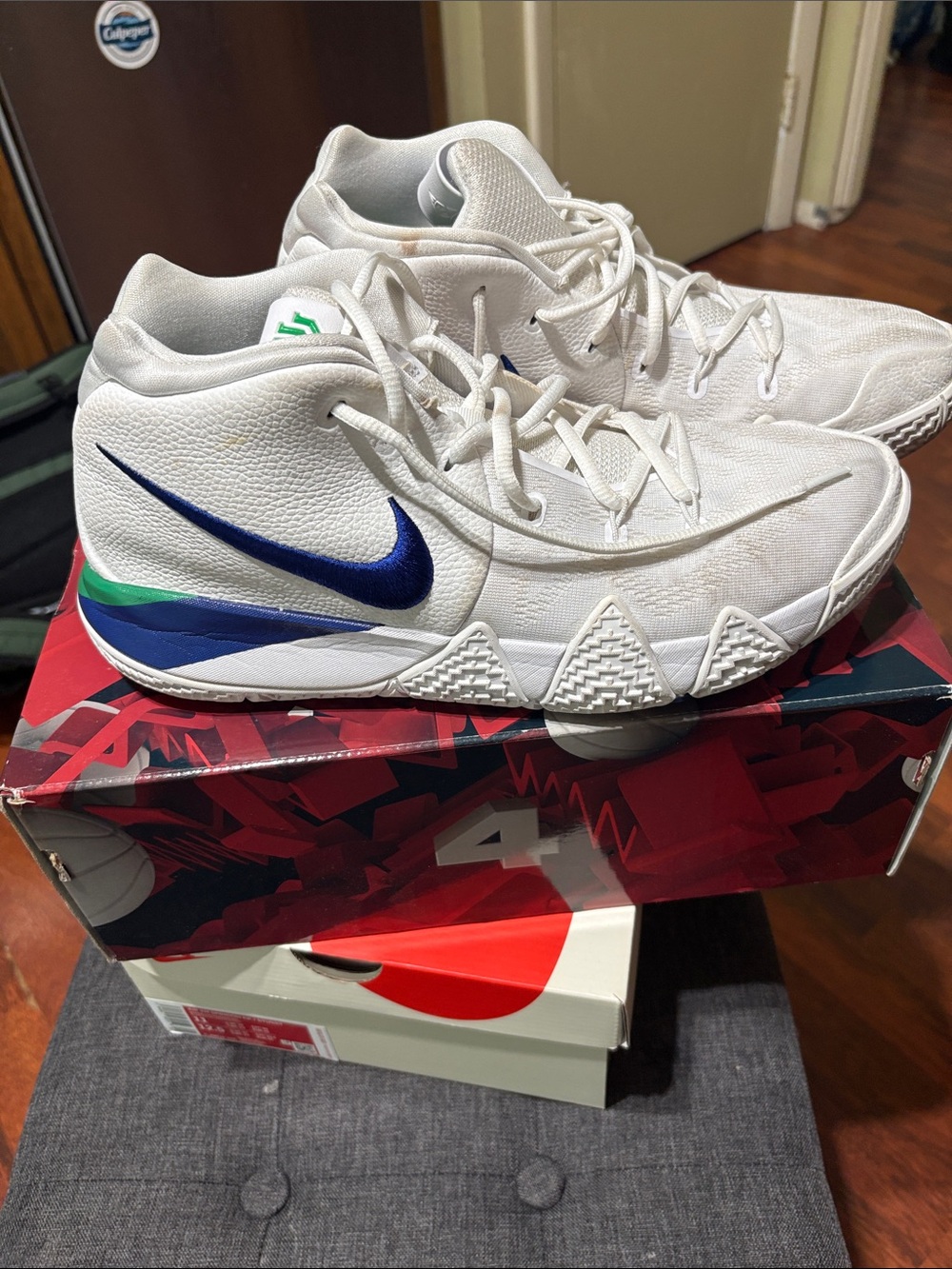 Men’s size 11 White Basketball Shoes - Kyrie 4 Style